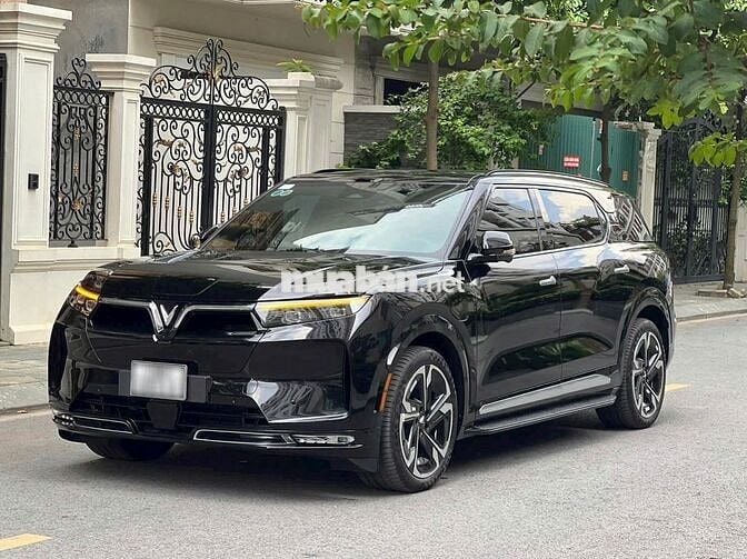 VinFast VF9 SUV 7 chỗ Trắng, mới 100%, SIÊU ƯU ĐÃI