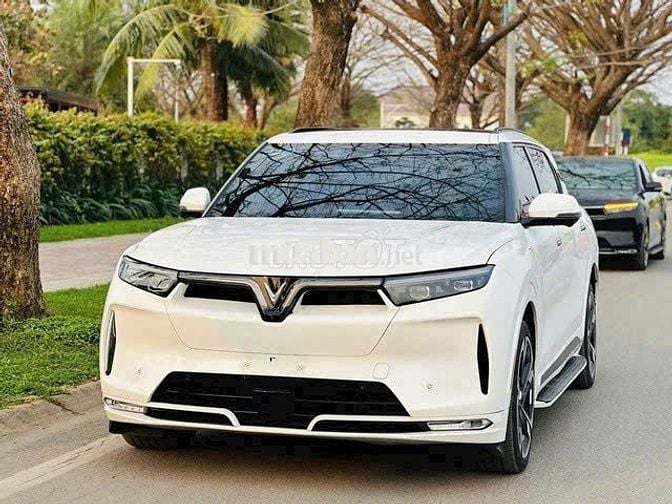 VinFast VF9 SUV 7 chỗ Trắng, mới 100%, SIÊU ƯU ĐÃI