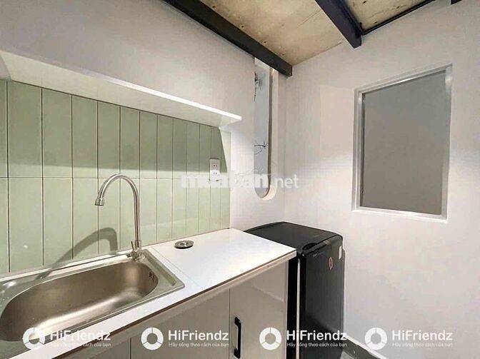 PHÒNG FULL NỘI THẤT GÁC CAO KẾ BÊN ĐẦM SEN VÀ ĐẠI HỌC VĂN HIẾN