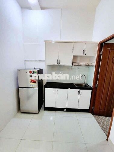 CHO THUÊ CHDV 2PN - BAN CÔNG FULL NỘI THẤT RỘNG 55m2 NGAY TRUNG TÂM BT