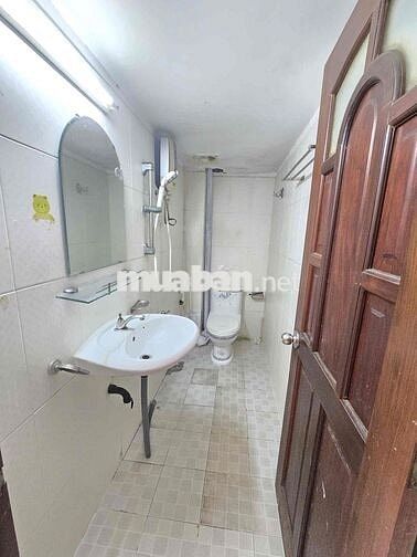 STUDIO BAN CÔNG MÁY LẠNH TRUNG TÂM Q3-GẦN BỜ KÈ-LÊ VĂN SỸ-TOÀ VIETTEL