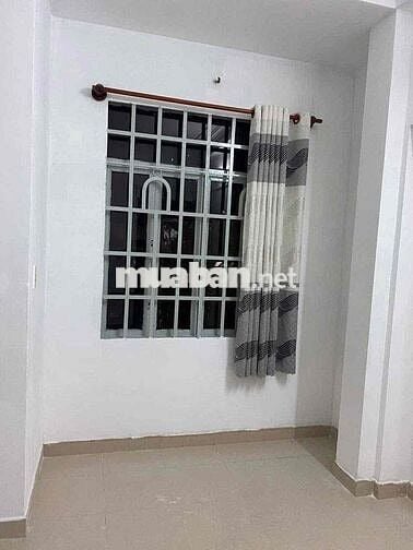 cho thuê phòng lê văn sỹ q3 , 25m2 , máy lạnh , ban công , 3,2tr/th