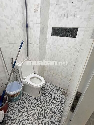 cho thuê nhà mặt tiền kênh tân hoá