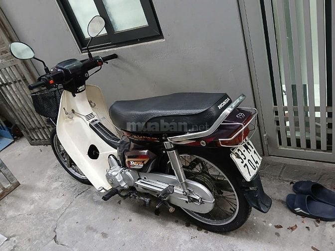 Bán xe Honda SuperDream 2004 màu Nâu