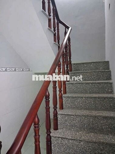 Nhà bán dài thật 4x17 m hàng hiếm mà rẻ