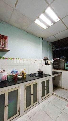 CHỈ 2.6 TỶ/ DT 59M2, 2PN, BANCON VIEW ĐẸP, CC XÓM CẢI, Q5, SHR.