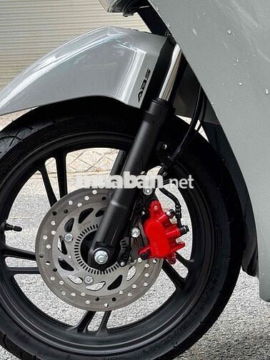 Honda SH 125i ABS Sporty 2026 Xám xi măng 36 km