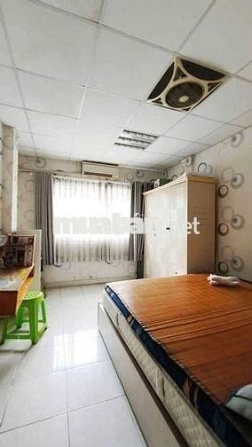 CHỈ 2.6 TỶ/ DT 59M2, 2PN, BANCON VIEW ĐẸP, CC XÓM CẢI, Q5, SHR.