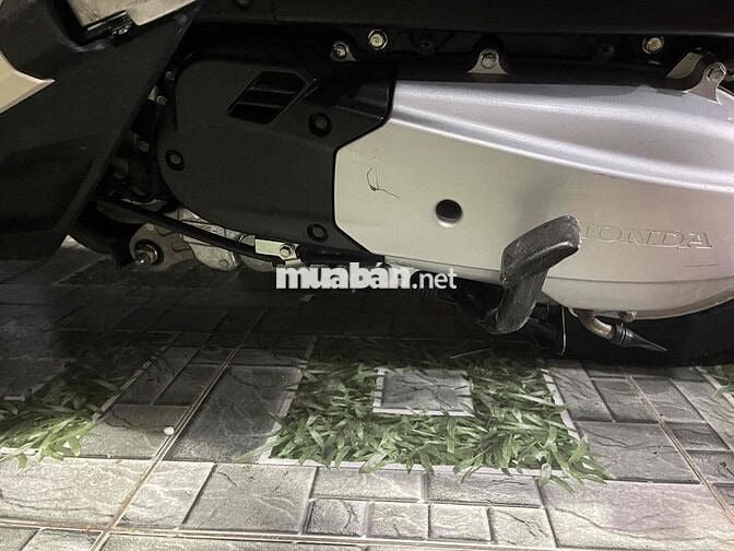 Honda Lead Premium Edition Trắng kem 3323 km