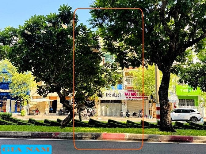 BÁN NHÀ MẶT TIỀN KINH DOANH : 313 HỒNG BÀNG - P. 11 - Q. 5 - TPHCM
