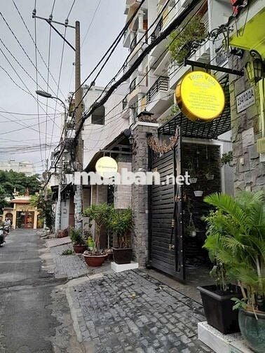 Mặt bằng cho thuê hẻm xe hơi. GIÁ CHỈ 10 TRIỆU Ngang 5m  dai 20m