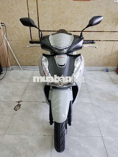 Honda SH 125 2024 Xám Đen 8000km, 1 Chủ Ký Giấy OK
