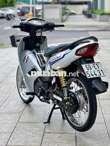 ✅✅Honda Wave Alpha 2021 , máy rin . lên kiễng