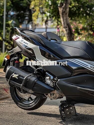 Yamaha Xmax 300 2023, có giao lưu xe.