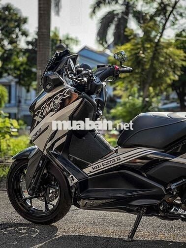 Yamaha Xmax 300 2023, có giao lưu xe.