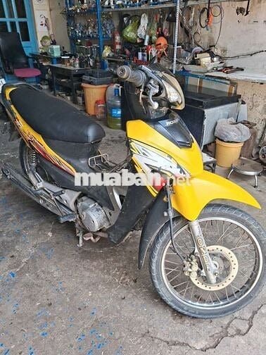 Honda Wave RS Vàng Thể thao Còn mới