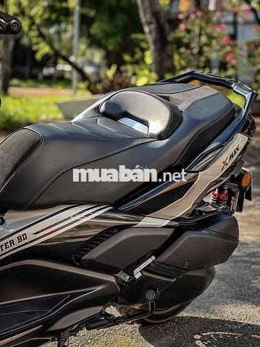 Yamaha Xmax 300 2023, có giao lưu xe.