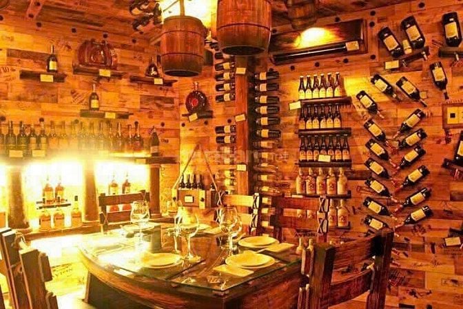 Chính chủ sang gấp nhà hàng hầm rượu & 2 căn nhà MT Nguyễn Văn Khối