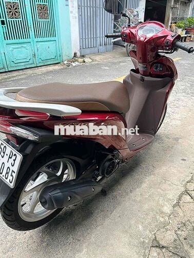 Honda Vision k44 smarkey 2020 odo 3900 km zin bít