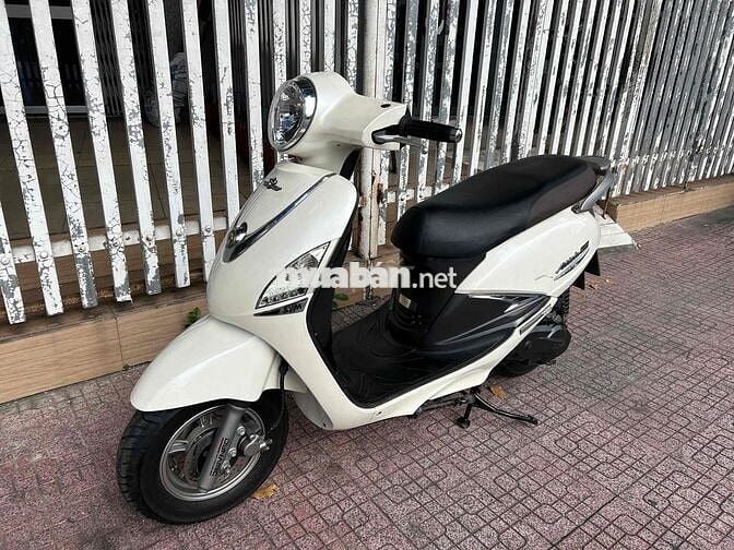 Sym Attila Alizabeth EFI 2014 tồn kho odo 3.700km