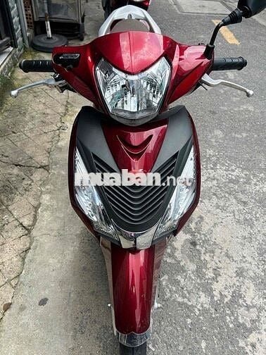 Honda Vision k44 smarkey 2020 odo 3900 km zin bít