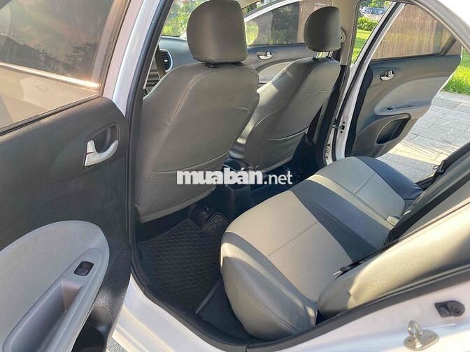 Kia Soluto 1.4 MT 2022 Trắng Số sàn