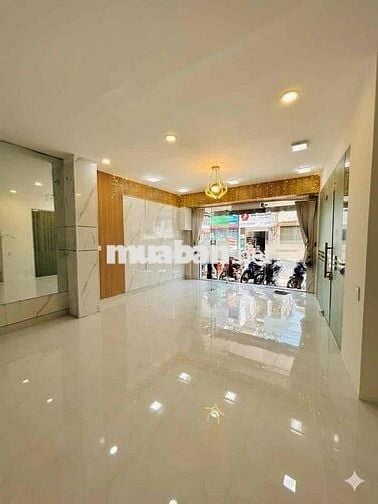 MẶT TIỀN KINH DOANH ĐỈNH - ĐƯỜNG 30 MÉT 2 MẶT TIỀN NGANG HIẾM 5,3M .