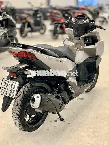 🔥 Vario 160 2023 Bạc Nhám Chính Chủ BSTP Giá Tốt