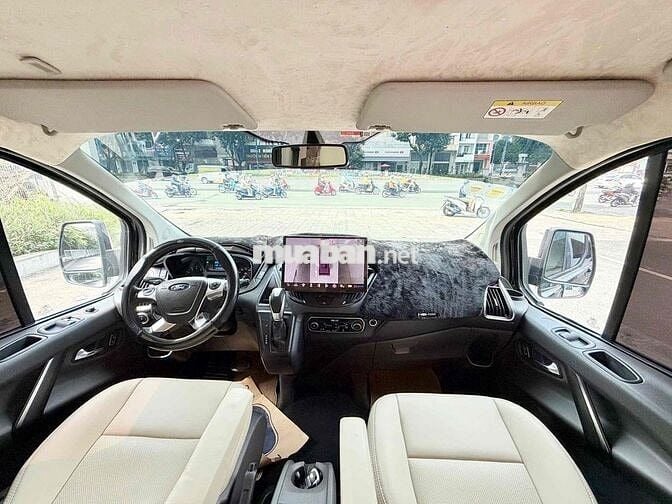 Ford Tourneo Titanium Maybach 2019 Đen Da Napan