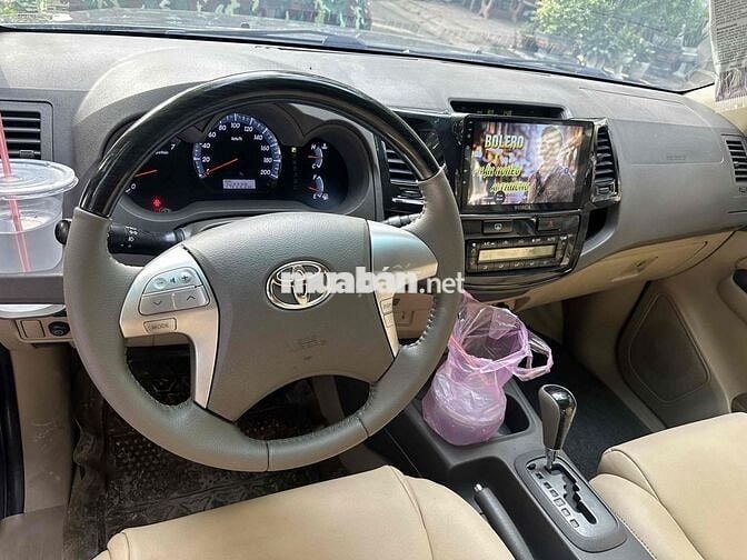 Toyota Fortuner 2013 Tự động Xám