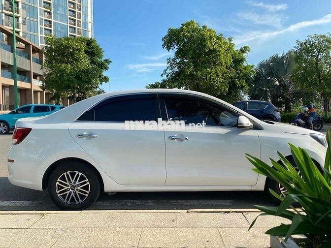 Kia Soluto 1.4 MT 2022 Trắng Số sàn