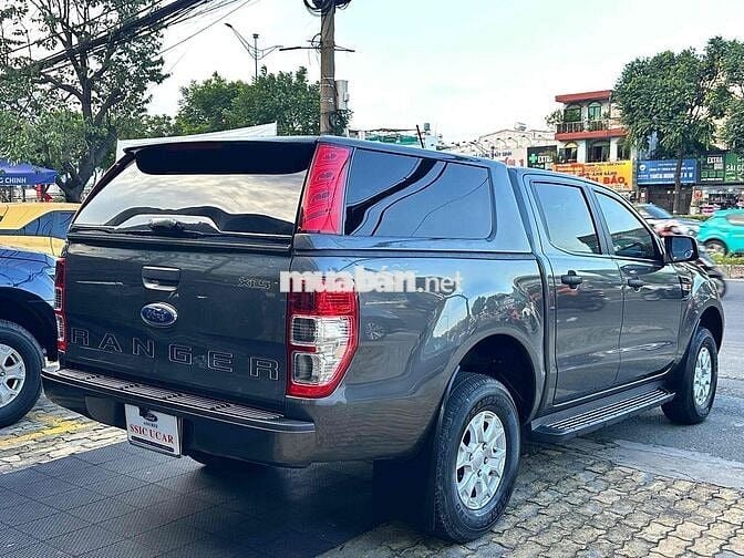 Ford Ranger XLS 2.2L Tự động 2022 57.000km Xám