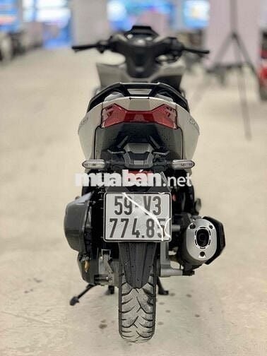 🔥 Vario 160 2023 Bạc Nhám Chính Chủ BSTP Giá Tốt