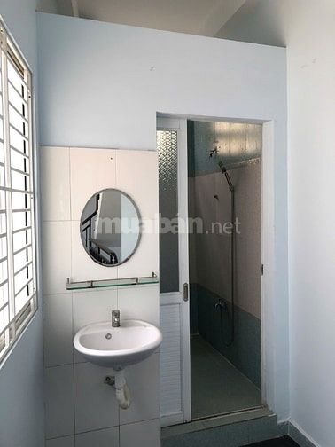 Chính chủ bán nhà hẻm Phạm Văn Chí, Q6. DT: 3x12m, 2 lầu sân thượng