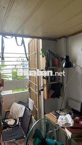 Cần cho thuê chung cư lầu 3, nhận nhà cuối tháng 6