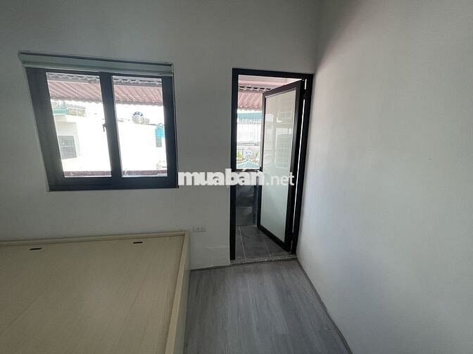 • Phòng 40m² (1 phòng ngủ + 1 phòng khách riêng biệt) 