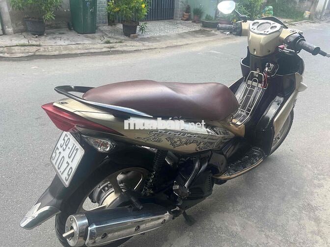 Yamaha Nouvo 4 Vàng đồng, Đen