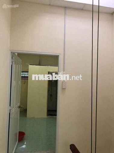 Nhà Hẻm Rộng Rãi Quận 11 Xách Vali Vô Ở Liền