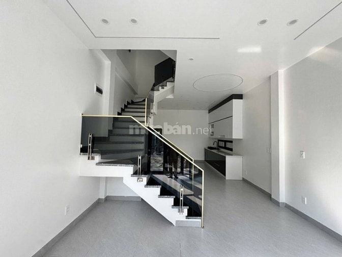 Bán nhà phố Lê Lai 43m2 xây 4 tầng 3,6 tỷ