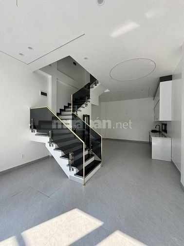 Bán nhà phố Lê Lai 43m2 xây 4 tầng 3,6 tỷ