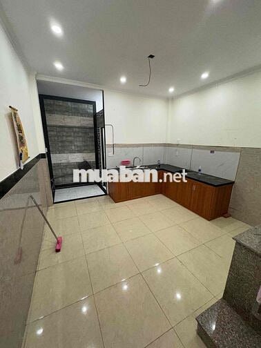 Bán nhà 80m2, có 2 mặt tiền tại chợ Bình thành, Bình hưng hoà B, BT