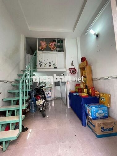 CẦN TÌM 1 NAM (KH LGBT)  Ở GHÉP NHÀ CẤP 4 TẠI BÌNH THẠNH