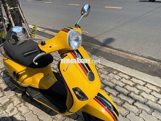 Piaggio Vespa LX 125cc🤩🤩bstp59 cavet đủ