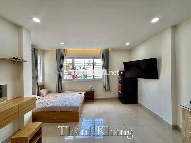 Cho Thuê Căn Hộ Cửa Sổ Lớn Full NT Rộng 30m2 Ngay Chợ Bàn Cờ Q3