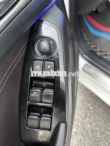 Mazda 3 2018 độ kiểng gần 100tr