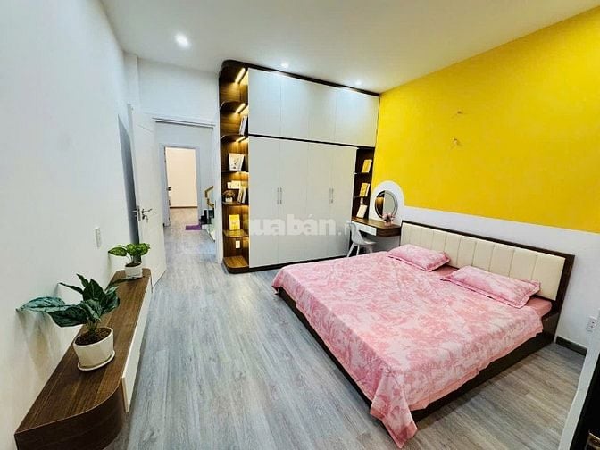 NHÀ MỚI TRƯỜNG CHINH, HẺM XE HƠI, 4PN, FULL NỘI THẤT, Ở LIỀN