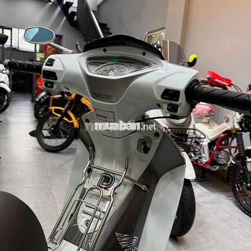 Honda Future X FI 2010 Trắng Vàng Đen
