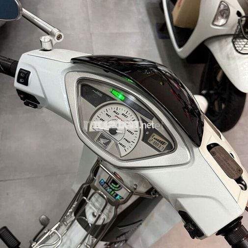 Honda Future X FI 2010 Trắng Vàng Đen