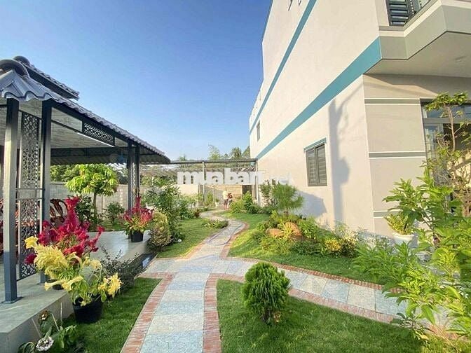 Đất chính chủ 100m2 cần bán liên hệ ***