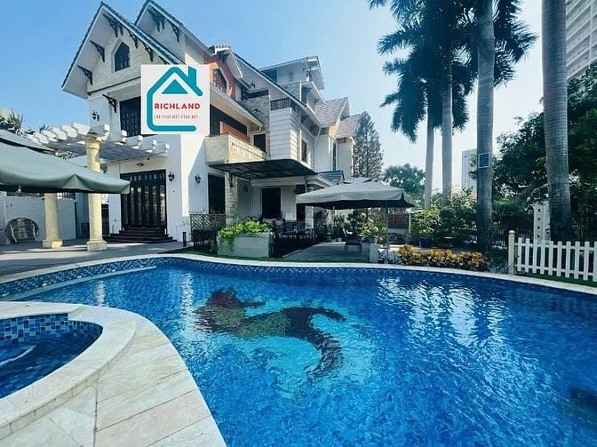 Cho thuê biệt thự 171 Nguyễn Văn Hưởng, P.Thảo Điền Q2 -DT:35m x 25m